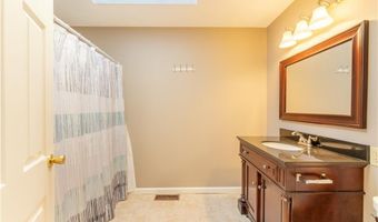 104 Palmer Dr, North Providence, RI 02904