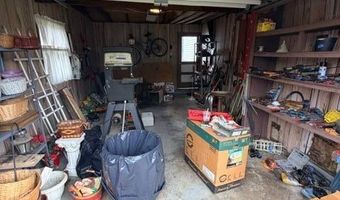 1685 Laurie Dr, Austintown, OH 44511