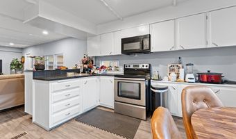 10405 SW DENNEY Rd 93, Beaverton, OR 97008