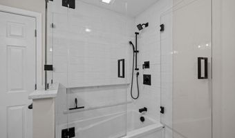 2 School St 130, Lincoln, RI 02802