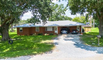 115 W Valcourt St, Abbeville, LA 70510