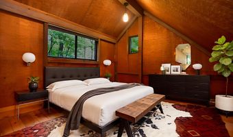 110 Access Rd, Becket, MA 01223