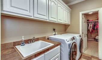 350 Edgewood Xing, Brandon, MS 39042