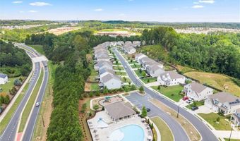 268 Garnet Dr, Acworth, GA 30101