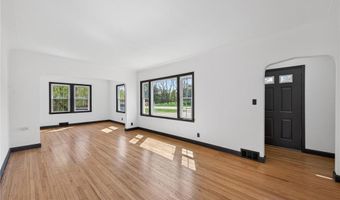 16107 7th Ave NW, Andover, MN 55304