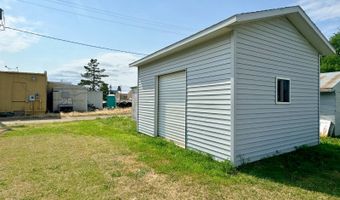 806 7th Ave, Britton, SD 57430