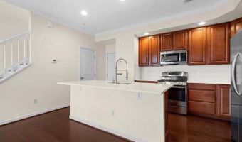 21552 ROMANS Dr, Ashburn, VA 20147