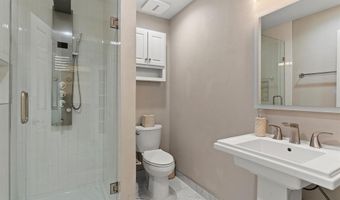 209 Carriage Hill Ln, Heath, TX 75032