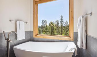 41 BARTON RIDGE Dr, Breckenridge, CO 80424