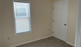 656 Hazelwood Dr, Vermilion, OH 44089