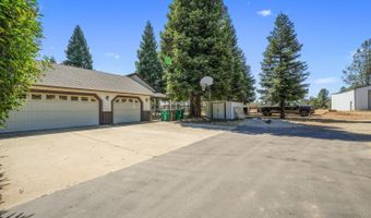 15947 Butterfield Ln, Anderson, CA 96007