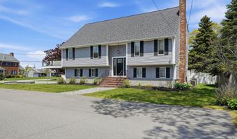 4 Cross Rd, Bourne, MA 02532