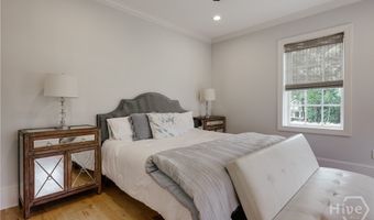 410 Milledge Cir, Athens, GA 30606