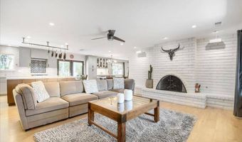 10162 Sierra Madre Rd, Spring Valley, CA 91977