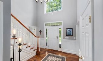 55 Cedar Crest Ln, Auburn, NH 03032
