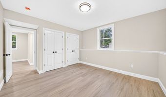 6 Mchugh Ave, Billerica, MA 01821