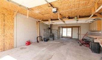 27887 337th Ct, Adel, IA 50003