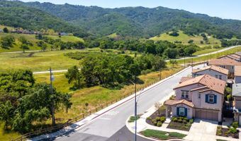 6321 Greenfield Dr, Gilroy, CA 95020