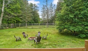10 Pine St, Alton, NH 03809