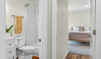 2990 NE Wells Acres Rd, Bend, OR 97701
