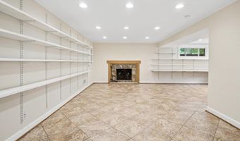8352 ORANGE Ct, Alexandria, VA 22309