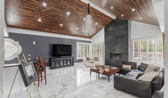 32 Princeville Ln, Las Vegas, NV 89113