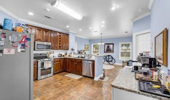 6706 S Rue Mornay S, Biloxi, MS 39532