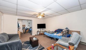 5-7 N CONOCOCHEAGUE St, Williamsport, MD 21795