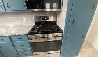 279 Wakelee Ave, Ansonia, CT 06401