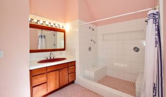 14 River Rd, Cornwall, CT 06796