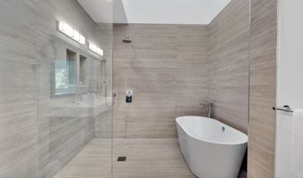 3843 Hayvenhurst Ave, Encino, CA 91436