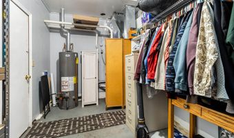 302 S EAST St, Abingdon, IL 61410