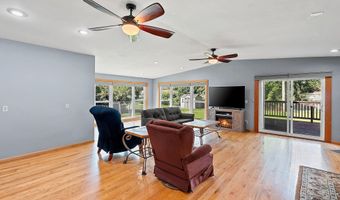 1201 S LEE St, Appleton, WI 54915