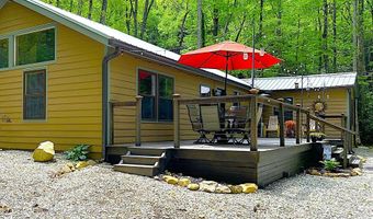 2052 Granny Squirrel Dr, Andrews, NC 28901