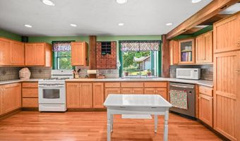 9056 Emerson Rd, Apple Creek, OH 44606