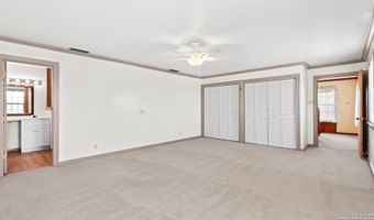 6592 Cooksey, Adkins, TX 78101