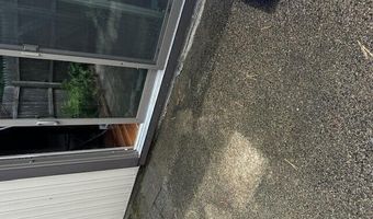 27 Point Of Woods Dr Dr, Albany, NY 12203