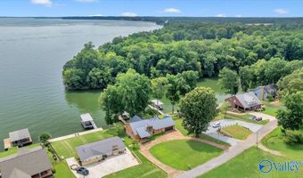 14639 Dogwood Cir, Athens, AL 35611