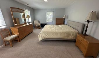 4616 Holly Brook Dr, Apex, NC 27539