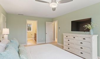 149 Long Hill Rd, Bolton, MA 01740