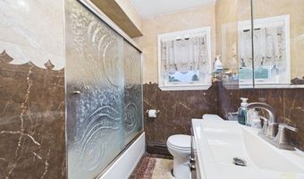 26 Pershing Ave, Acushnet, MA 02743