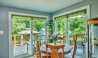 540 Greenville Rd, North Smithfield, RI 02896
