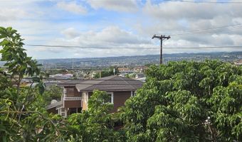 1017 Maluna St, Honolulu, HI 96818