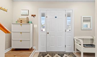 1409 Cable Ave, Beachwood, NJ 08722