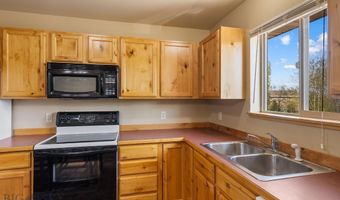 81 10th St Unit 9, Belgrade, MT 59714