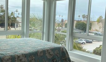 924 Hornblend St 210, San Diego, CA 92109