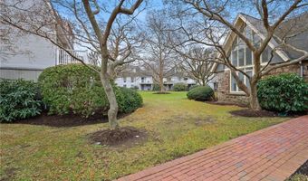 364 Bellevue Ave D3, Newport, RI 02840