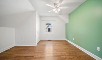21 Oakwood Mnr, Cromwell, CT 06416