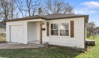 304 E Cofield St, Aurora, MO 65605