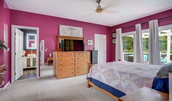 9 Longview Dr, Bow, NH 03304